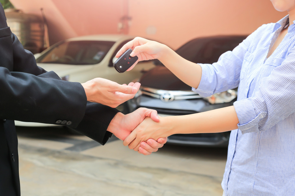 Cómo cambiar de propietario un auto usado y documentos requeridos